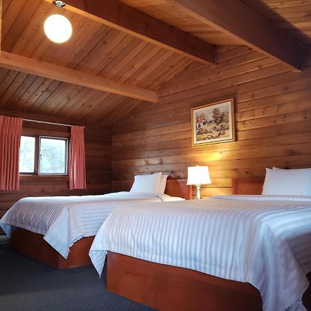 Rocky Inn Valemount Εξωτερικό φωτογραφία