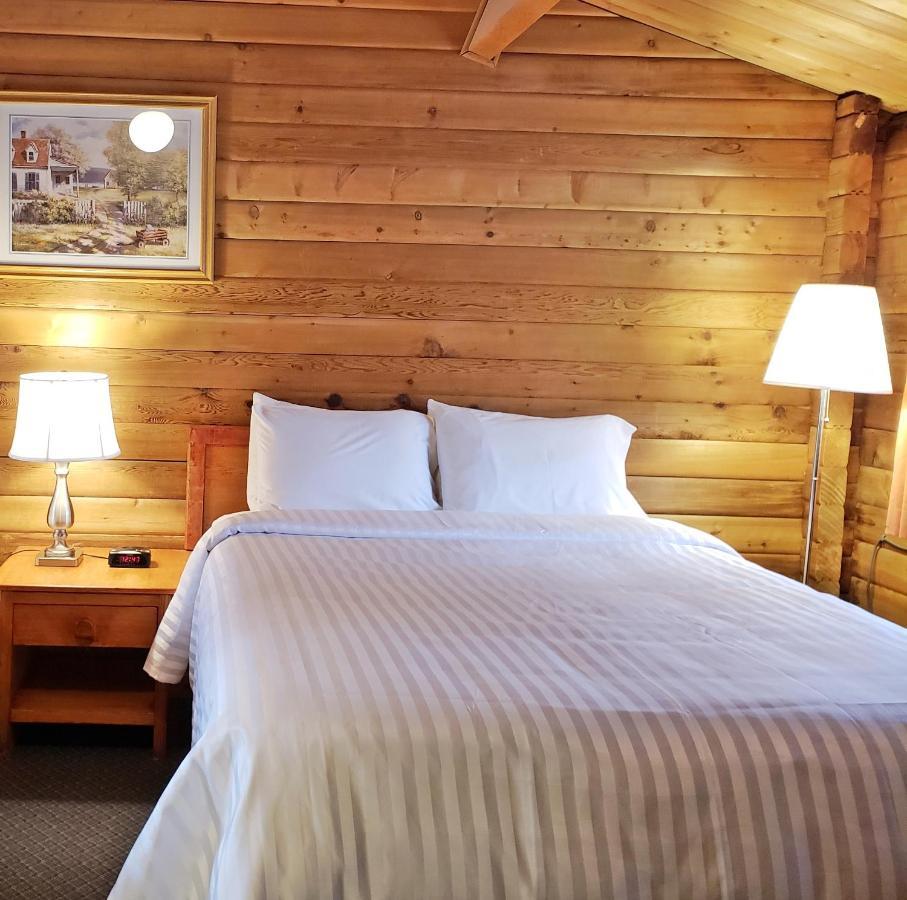 Rocky Inn Valemount Εξωτερικό φωτογραφία
