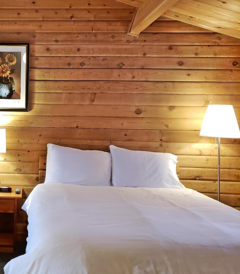 Rocky Inn Valemount Εξωτερικό φωτογραφία