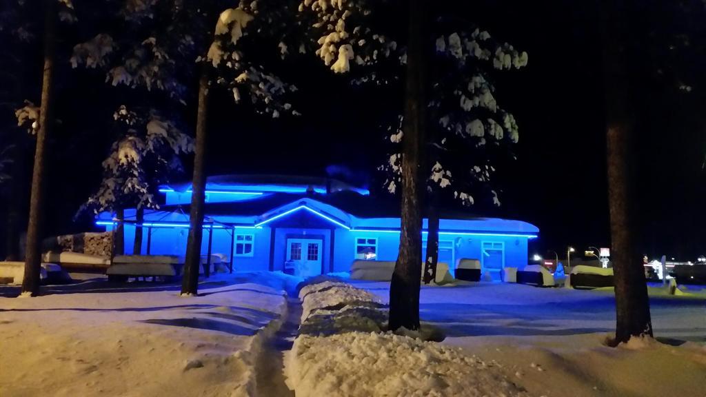 Rocky Inn Valemount Δωμάτιο φωτογραφία
