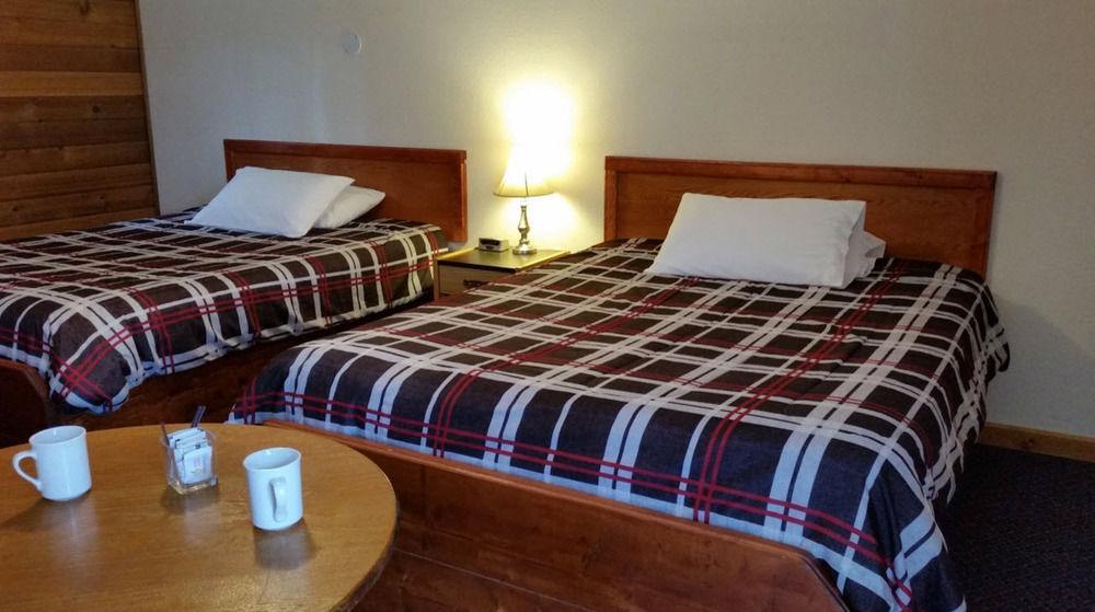 Rocky Inn Valemount Εξωτερικό φωτογραφία